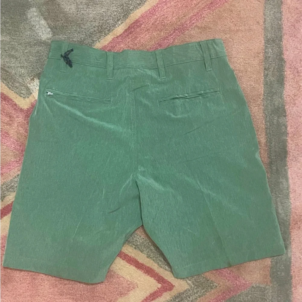 Vintage 1946 Mens Performance Golf Shorts 30 Sage Green Stretch Quick Dry NWD!
